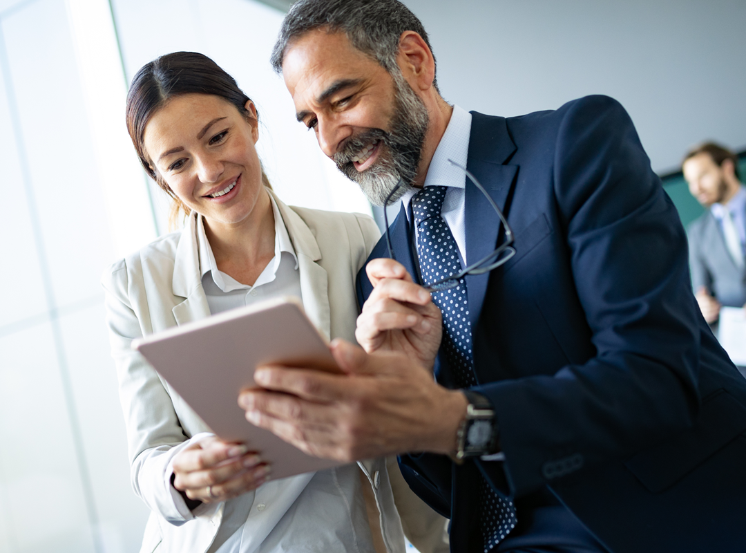 Two advisors and IPad